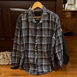 Level Ten Men's Blue Plaid Dress Shirt